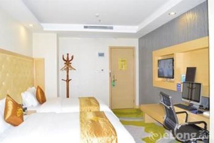 Room 27 of 74