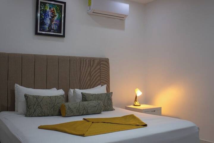 Room 15 of 16