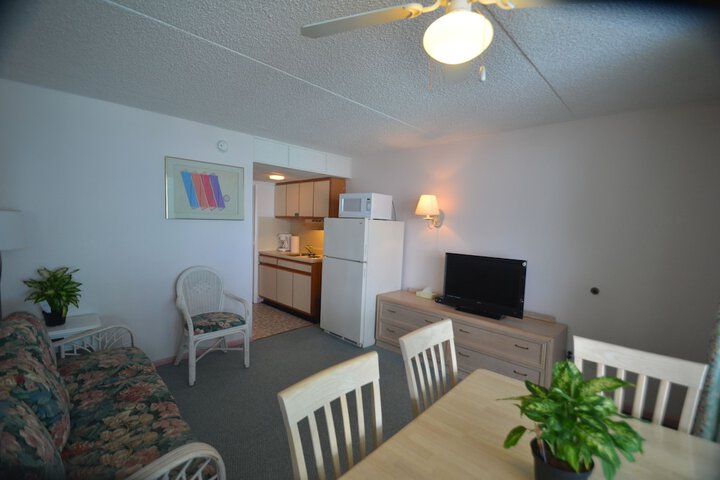 Room 18 of 34