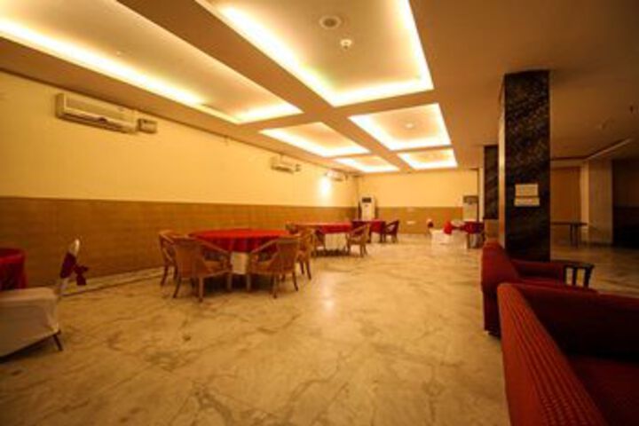 Ballroom/Hall 2 of 23