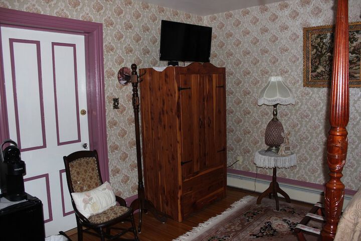 Room 10 of 69
