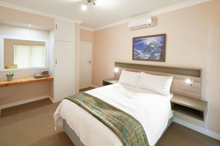 Room 3 of 24