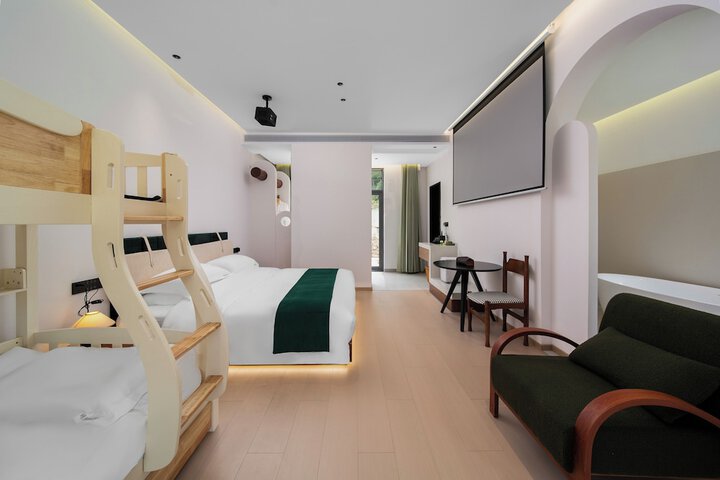 Room 55 of 113