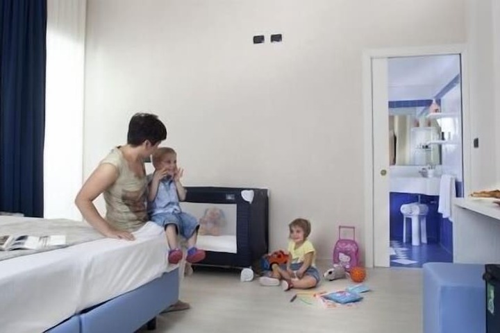 Room 7 of 29