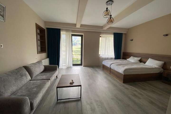 Room 3 of 59