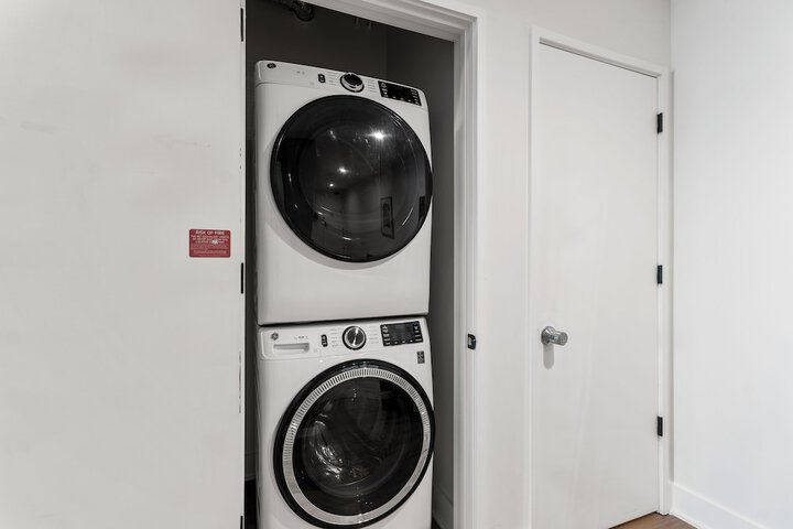 Room 173 of 860