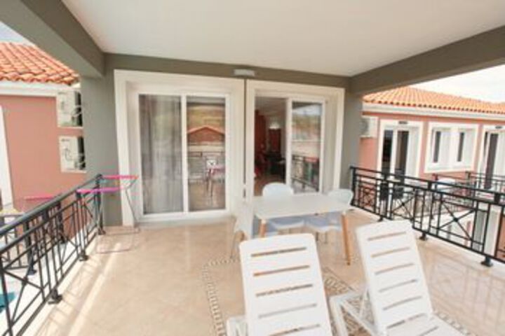 Terrace/Patio 3 of 30