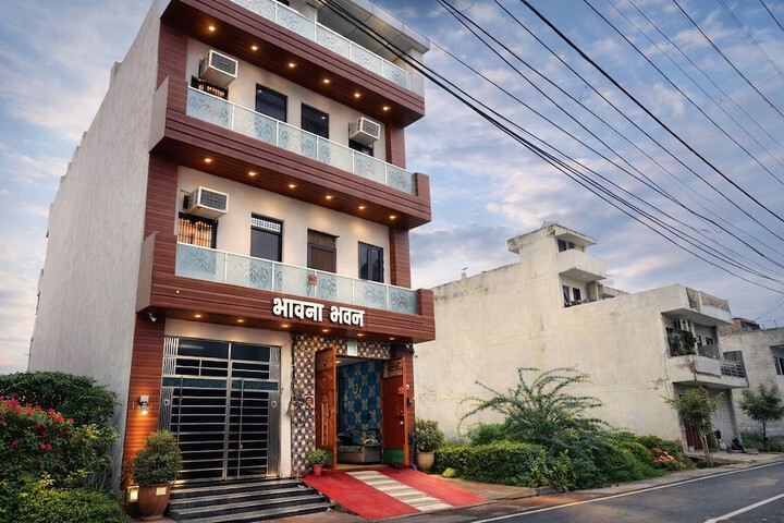 Hotel Bhavna Bhawan 800 m from Prem Mandir