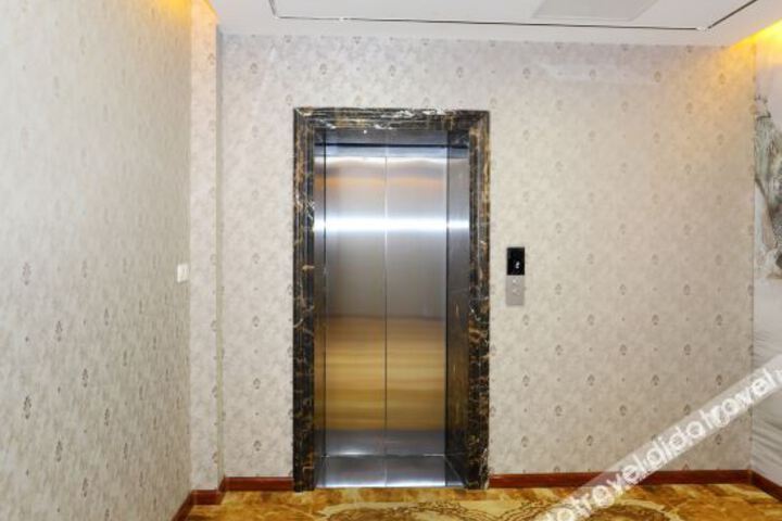 Hotel Interior 11 of 21