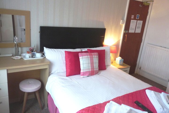 Room 14 of 84