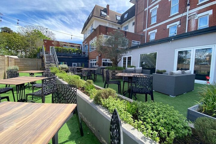 Terrace/Patio 97 of 97