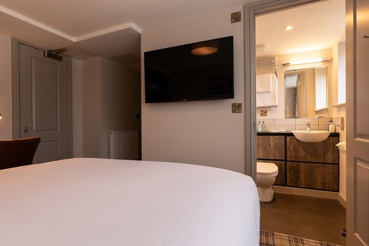 Room 22 of 85