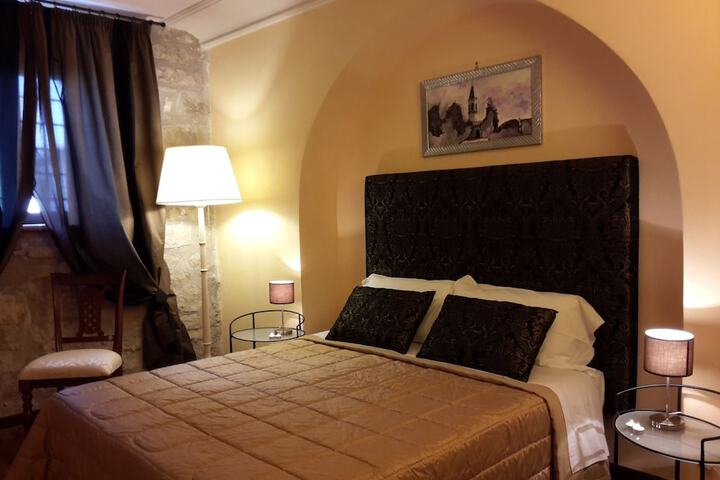 Room 25 of 95