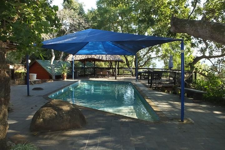 Pool 105 of 117