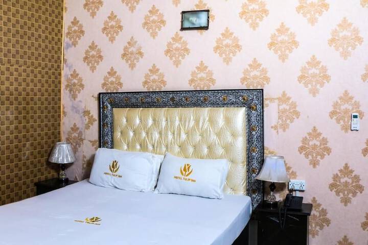Room 29 of 68