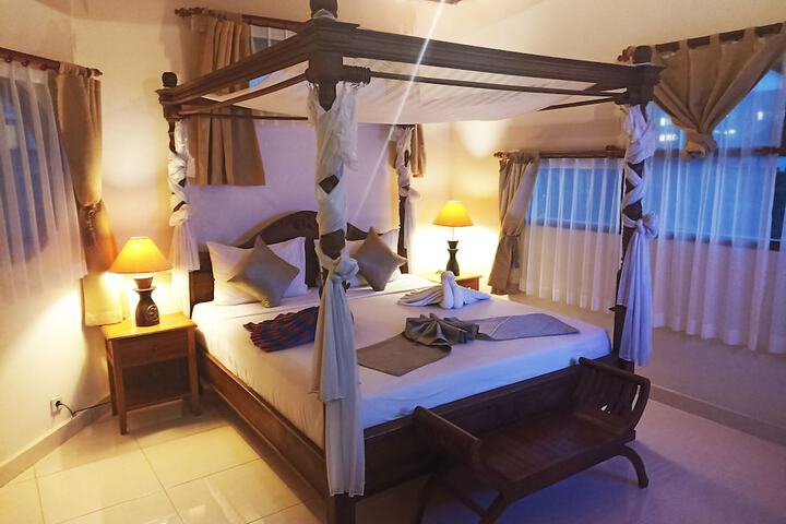 Room 30 of 110