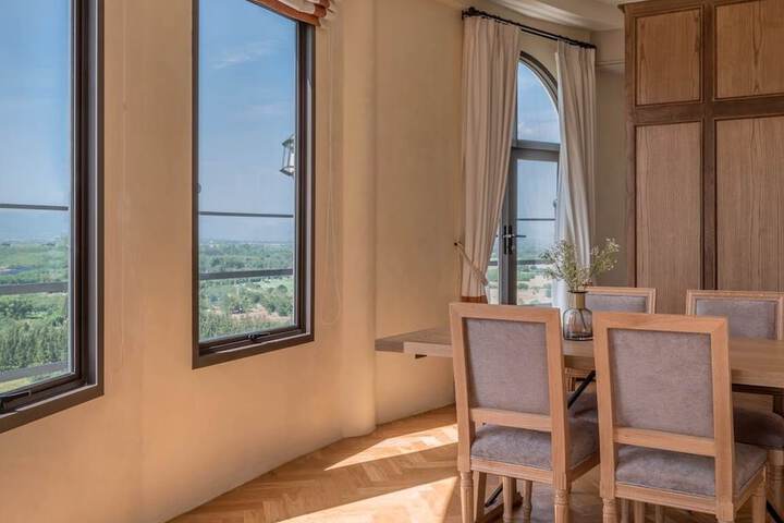 Image of Toscana Piazza by Toscana Valley
