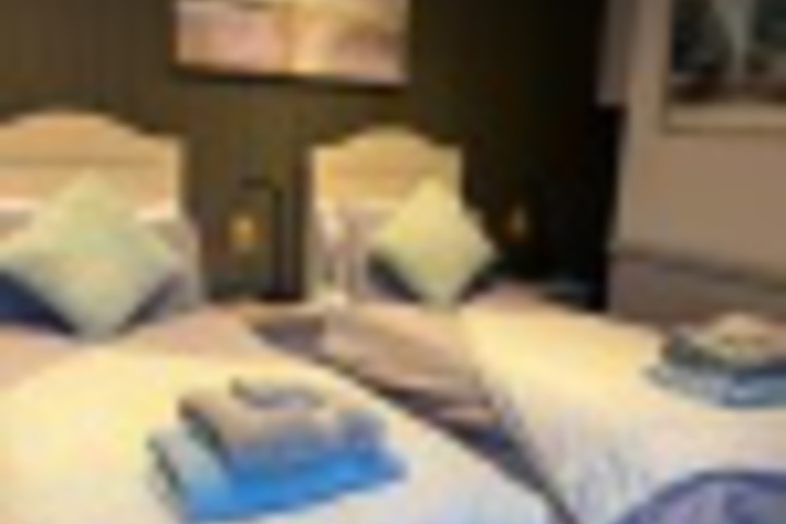 Room 52 of 312