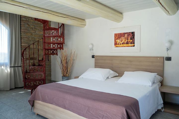 Room 10 of 64