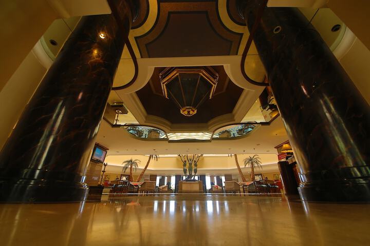 Guest Lobby