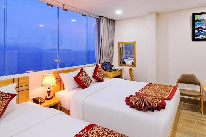 Room 20 of 36