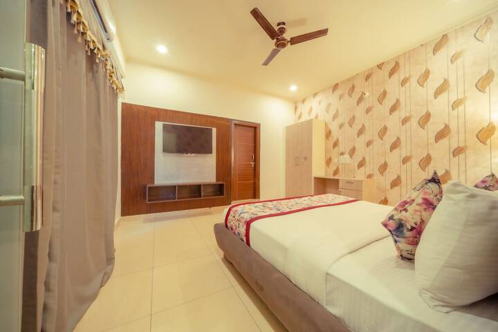 Room 26 of 48