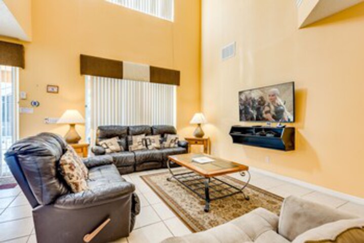 Room 203 of 272