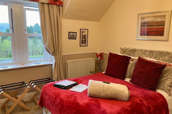 Room 9 of 36