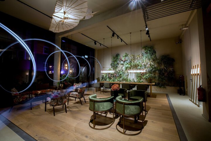 Hotel Interior 11 of 44