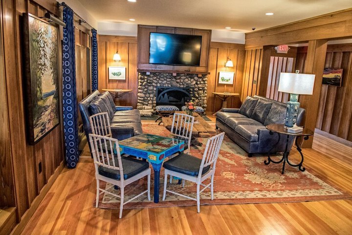 Hotel Interior 2 of 52