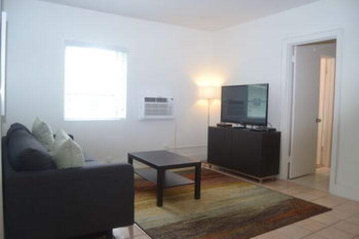 Room 22 of 32