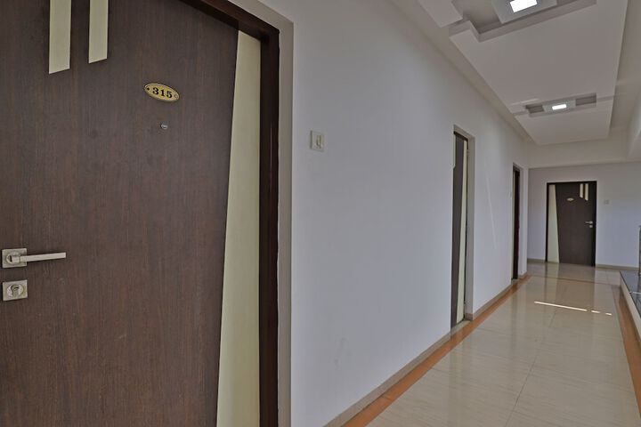 Ballroom/Hall 27 of 47