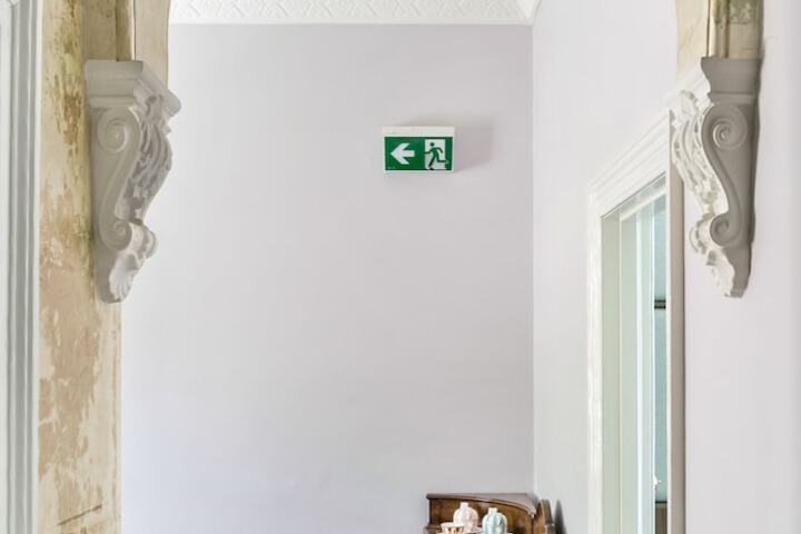 Ballroom/Hall 20 of 25