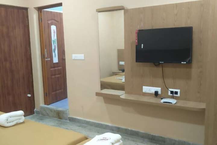 Room 15 of 21