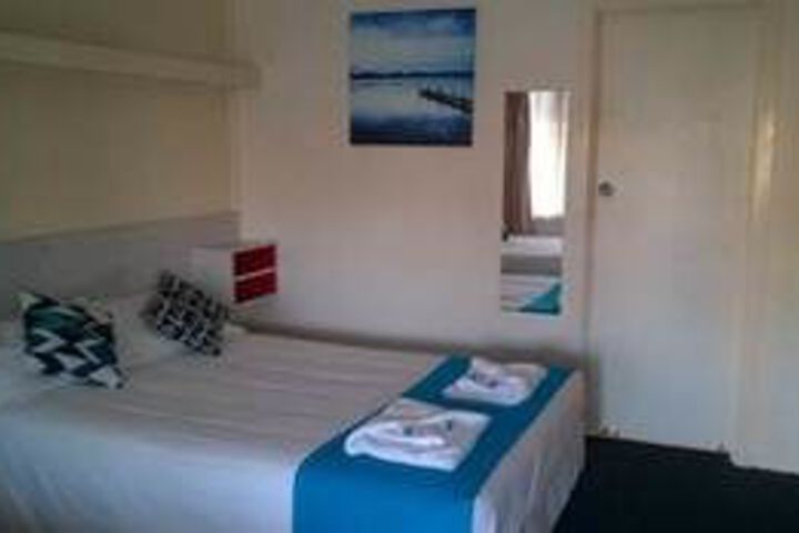 Room 48 of 71