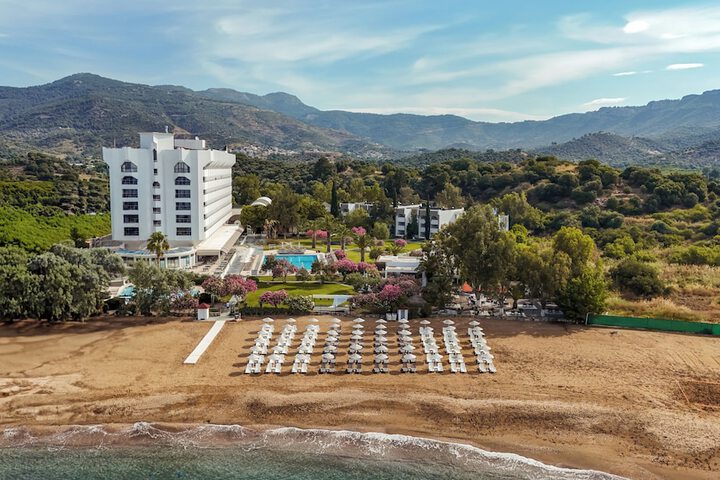 Hotel 52 of 63