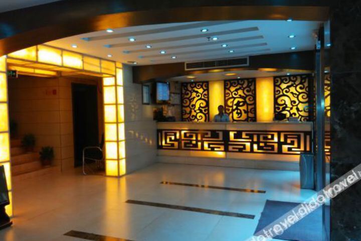 Hotel Interior 6 of 25