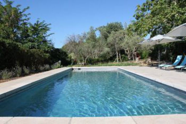 Pool 20 of 23