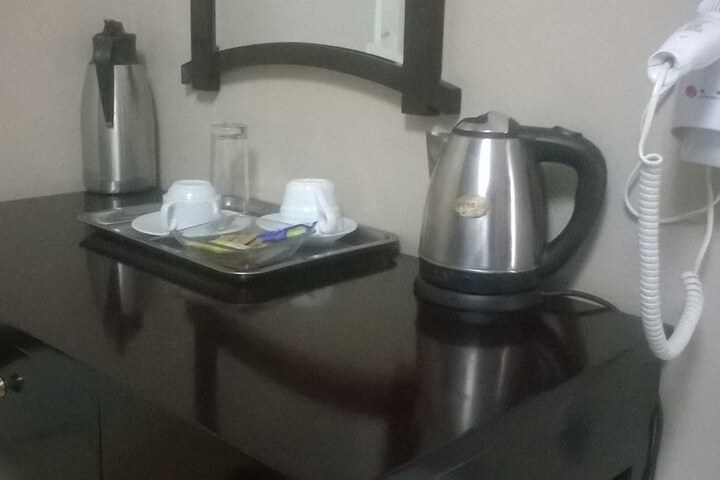 Breakfast/Coffee Service 29 of 83