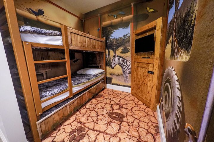 Room 41 of 78