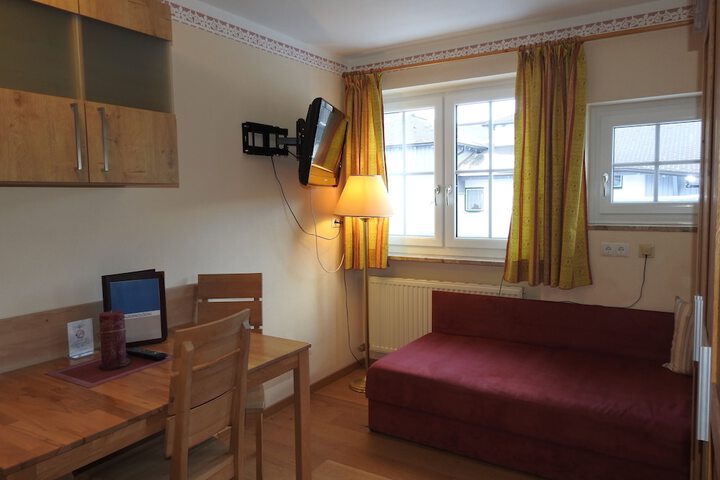Room 48 of 70