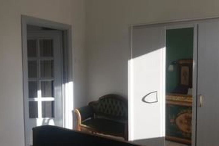 Room 28 of 62