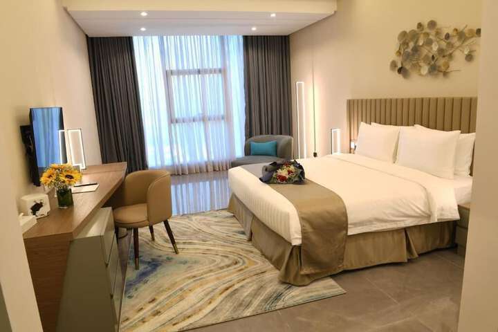 Room 7 of 13