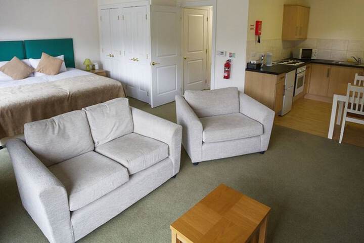 Room 22 of 77