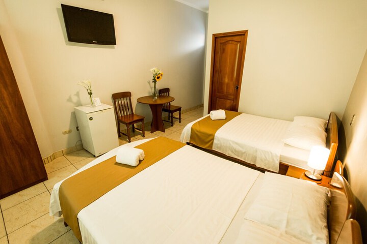Room 5 of 42