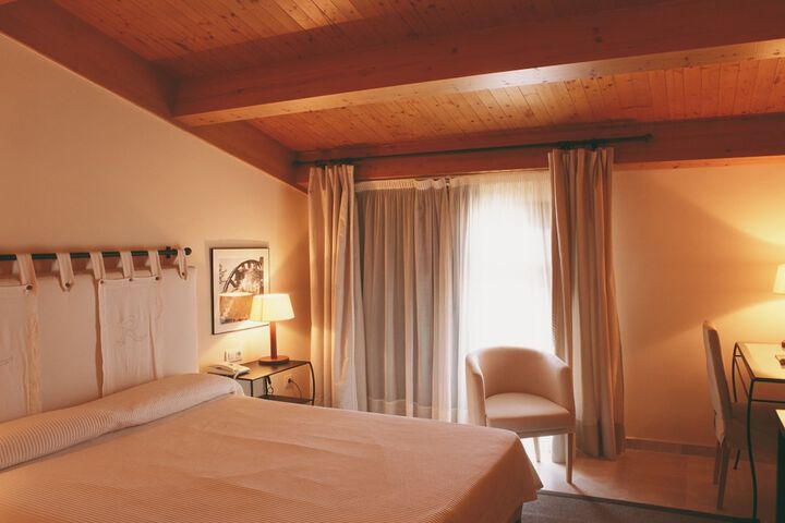 Room 15 of 43