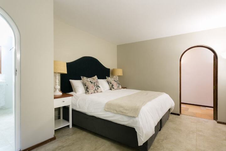 Room 16 of 44