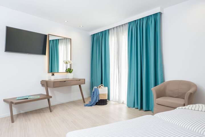 Room 20 of 42