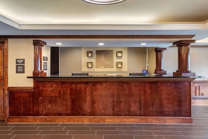 Lobby Photos