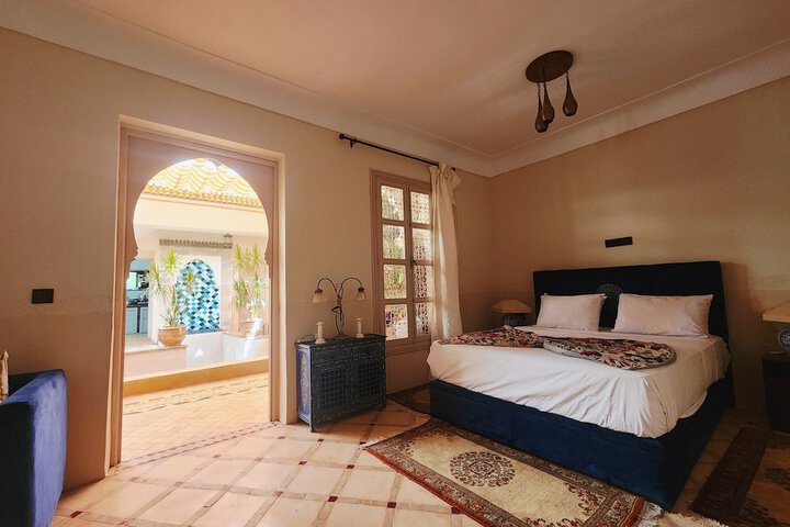 Room 5 of 13